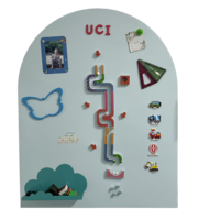 Tableau magnétique interactif pour enfants UCI, tableau blanc mural pliable, personnalisable, en feutre, matériau amovible, force magnétique puissante