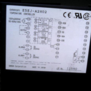 E5EJ-A2H02 เครื่องควบคุมอุณหภูมิ 100V 240VAC 50/60Hz 12A 24V ความปลอดภัย ใช้ในอุตสาหกรรม - Product Image 1