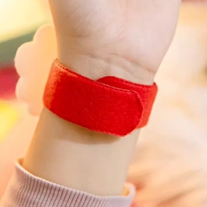 Juguete para niños Clap Circle Pat Hand Navidad Halloween Lovely Snowman Slap Led Bracelet - Product Image 2