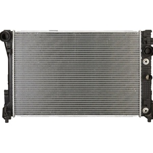 Radiateur OE 2045001603 2045002203 2045002803 pour Mercedes Benz Classe C W204 Radiateur de refroidissement - Product Image 1