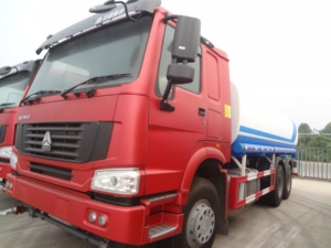 Sản Phẩm Mới HOWO Xe Chở Nước Thông Số Kỹ Thuật Trình Duyệt Cho Nước Uống Và Làm Sạch Đường Nước Bằng Thép Không Gỉ Để Bán - Product Image 4