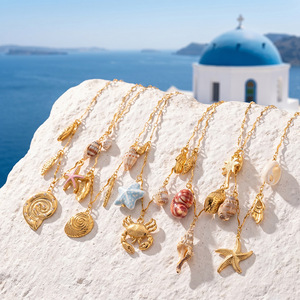Collar de Joyería Marina Impermeable con Baño de Oro de 18K, Inoxidable, con Colgante de Estrella de Mar, Concha y Cangrejo - Product Image 1