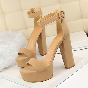 Sandales d'été pour femmes à bout ouvert, talons épais, design confortable pour une longue tenue debout, grandes tailles - Product Image 4