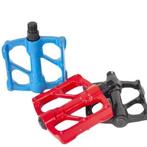 Pédales de vélo Sanpelin en alliage d'aluminium avec axe en acier, accessoires durables pour vélos de montagne et de route QT-9632564 - Product Image 4