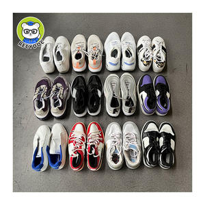 Chaussures en cuir d'occasion formelles pour femmes de haute qualité de Kampala Ouganda en cuir véritable et doublure en coton - Product Image 1