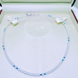 Collar de Lujo Ajustable Estilo Bohemio Clásico con Perlas Naturales de Agua Dulce de 3-4mm, Elemento de Mariposa Beimu, Collar de Cola Apilada - Product Image 2