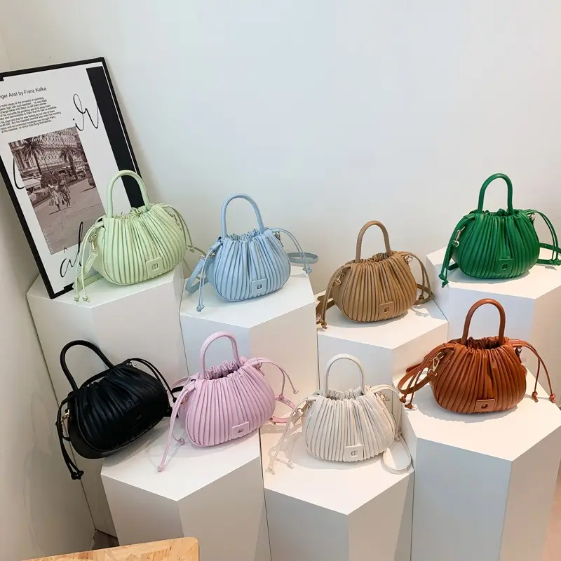 Pleated Women Fashion Handbags Bucket Type Designer Handbag Wholesale 2023 New Shoulder Bag Women CY030