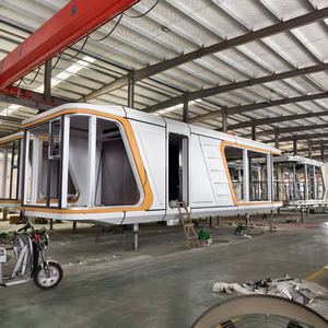 Capsula Abitativa Versatile: Spazio Adattabile per Uso Residenziale e Commerciale con Camera da Letto, Soggiorno, Cucina - Product Image 6