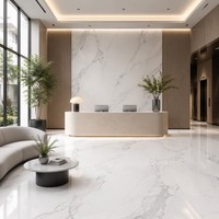 Dalle de pierre frittée Calacatta haut de gamme pleine grandeur, blanc éclatant avec veines grises classiques, aspect marbre, en porcelaine, pour intérieur de villa