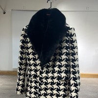 MOQ : 1 pièce |    Manteau en laine à carreaux noir et blanc pour homme, long, décontracté, automne et hiver, avec fourrure de renard