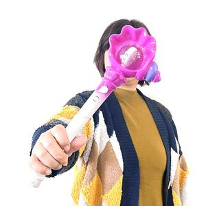 I giocattoli a Led lampeggianti rotanti Spinner stick illuminano la bacchetta magica della conchiglia - Product Image 3