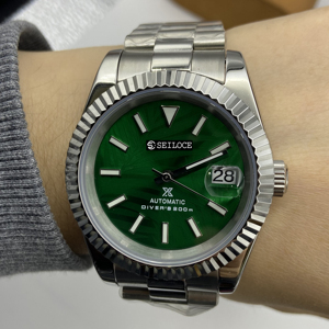 <b>Mechanical</b> <b>Watch</b> with Stainless Steel case 36/39mm Dogtooth Green Dial Equipped with NH35 Movement - Product Image 4