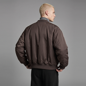 Chaqueta Acolchada Holgada Personalizada OEM, Chaqueta con Capucha y Cierre, Ropa de Calle Informal, Chaqueta Abrigada para Hombre, Uso Diario al Aire Libre MA-1 - Product Image 3