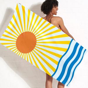 تصنيع المعدات الأصلية خالية من الرمال ستوكات من جلد الغزال عالية الجودة منشفة الشاطئ المتضخم سريعة الجفاف الطباعة المخصصة - Product Image 3