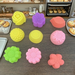 <span class=keywords><strong>Mini</strong></span> <span class=keywords><strong>moule</strong></span> à gâteau en <span class=keywords><strong>silicone</strong></span> 5 cm en forme de fleur, coloré, pour muffins, puddings, gâteaux de cristal, mochi, mooncakes et gelées - Product Image 3