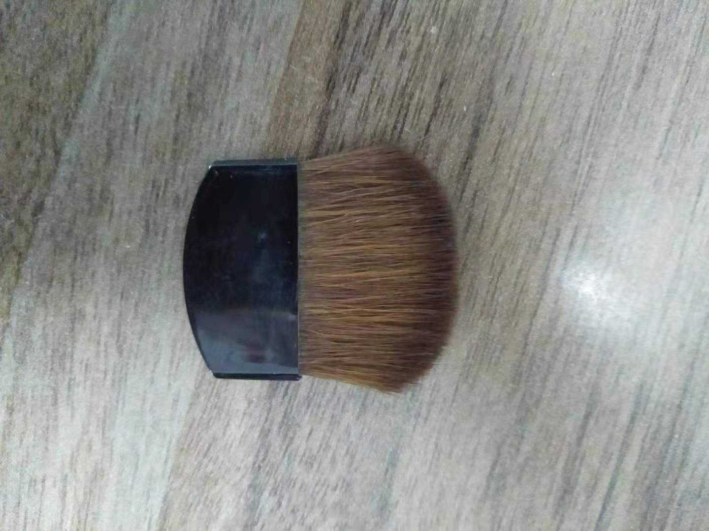 สีน้ำตาลผสม