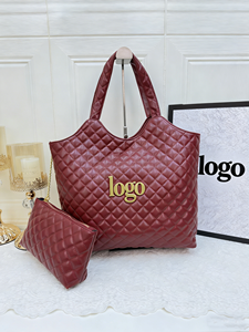 กระเป๋าถือและกระเป๋าสะพายดีไซน์หรูสำหรับผู้หญิง วัสดุ PU ปิดซิป กันน้ำ แฟชั่นฤดูร้อน กระเป๋าถือสุดคลาสสิค - Product Image 3