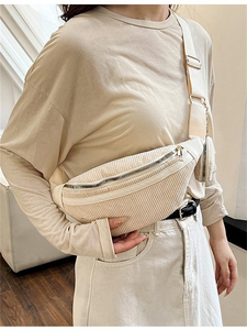 2024 Nova Coleção de Bolsas Transversais Femininas de Luxo em Pele Sintética Colorida, Moderna, Barata, Preta, com Cinto e Zíper, à Prova d'Água - Product Image 5