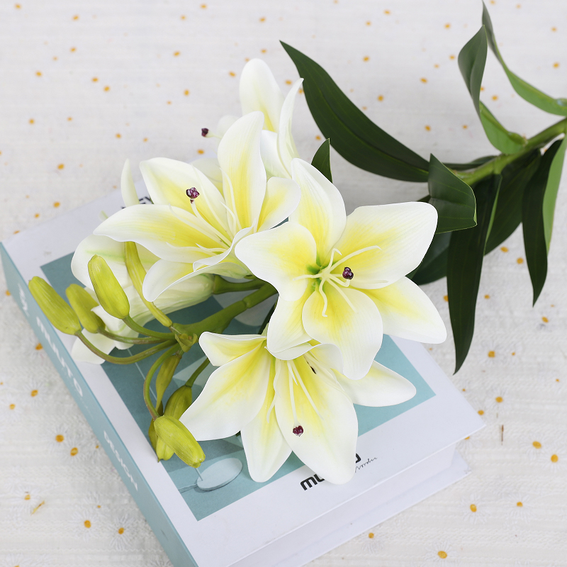 สีเหลือง