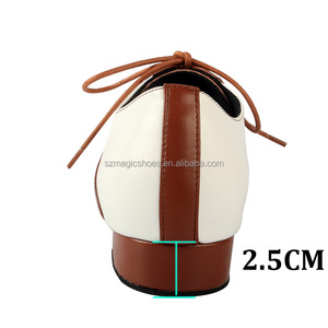 <span class=keywords><strong>Scarpe</strong></span> da ballo latino bianche e marroni personalizzate da <span class=keywords><strong>uomo</strong></span> con Sole in gomma 2.5CM - Product Image 3
