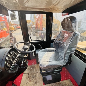 Chargeuse sur pneus d'occasion <span class=keywords><strong>Caterpillar</strong></span> 950H de 5 tonnes, conforme aux normes CE et EPA, faible nombre d'heures, usage intensif pour chantier minier - Product Image 5