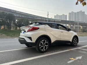 Toyota C-HR 2.0L Comfort 2020 Veicolo Usato Disponibile - Acquista <span class=keywords><strong>Ora</strong></span> al Miglior Prezzo - Product Image 3