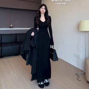 Abito Lungo da Donna di Alta Gamma, Nuovo Modello Autunno-Inverno, Elegante con Vita Stretta e Vestibilità Aderente - Product Image 2