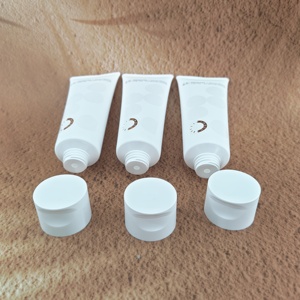 Hot Selling Eco-Friendly 100ml PE 2layers 5-layer <b>Plastic</b> Round Squeeze <b>Tube</b> With Flip Cap For Removal Cream Facial Cleanser - Product Image 5