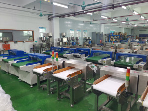 เครื่องตรวจจับเข็มแบบสายพานลำเลียง รุ่น ZL-4003 สำหรับตรวจจับโลหะแตกหักในเส้นทางการผลิตเสื้อผ้าและสิ่งทอแบบอัตโนมัติ - Product Image 6