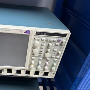 Nuevo Osciloscopio Portátil de Doble Canal de Alta Precisión Rohde & Schwarz RTH1002 con 1 Año de Garantía, Multivoltaje, Origen Estadounidense - Product Image 4
