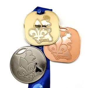 निः शुल्क डिजाइन विभिन्न आकार रिबन पदक विजेता कलाकार डी कास्ट नक्काशीदार 3 डी पदक विजेता