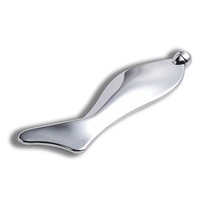 Llavero de Metal Plateado con Logotipo Personalizado, Gua Sha 3D para la Cara - Product Image 3