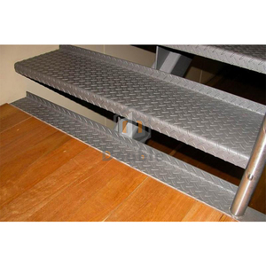 <span class=keywords><strong>Escalier</strong></span> <span class=keywords><strong>droit</strong></span> <span class=keywords><strong>en</strong></span> <span class=keywords><strong>acier</strong></span> au carbone galvanisé à chaud pour projet commercial ou résidentiel - Product Image 6