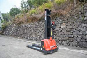 HELI 2024 Stock Apilador de autoelevación Venta caliente 1300KG 1500KG Autocarga Carretilla elevadora portátil Apilador eléctrico Fábrica de elevadores - Product Image 3