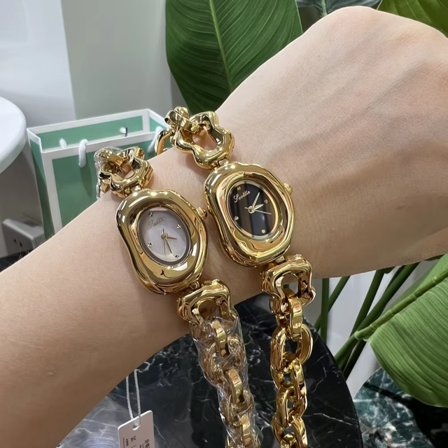 Women's Fashion Watch Gold Asymmetric Case Dot Markers Chain Bracelet Elegant Minimalist Design