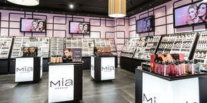 Expositor de Cosméticos Personalizado para Minoristas, Estante de Exhibición de Productos de Belleza para Tiendas, Expositor de Pared para Labiales - Product Image 4