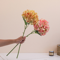 Bunga Hydrangea Buatan Tangan Gaya Eropa dari Sutra - Tahan Lama 3-5 Tahun, Sentuhan Alami untuk Dekorasi Rumah dan Pernikahan