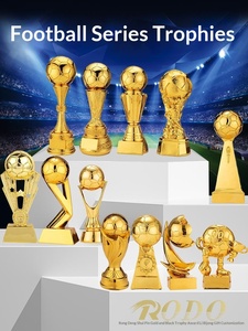 Trofeo da Portiere in Resina Placcato Oro, Scarpe da Calcio Personalizzate, Premio Top Scorer per Calciatori, <span class=keywords><strong>Ballon</strong></span> <span class=keywords><strong>d</strong></span>'<span class=keywords><strong>Or</strong></span> per Tifosi, Stampa a Colori Cina - Product Image 3