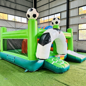 Castello Gonfiabile a Tema Calcio in PVC Resistente con Scivolo per Bambini, Parco Giochi Sportivo, Intrattenimento all'Aperto - Product Image 5