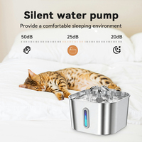 Distributeur d'eau automatique pour animaux de compagnie 2,2 L, fontaine à eau pour chat en acier inoxydable OEM avec fenêtre de niveau d'eau