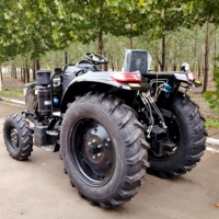 Mini Tractor con Ruedas para Labranza, Arado y Operaciones Agrícolas
