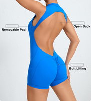 Combinaison courte de sport élastique et extensible pour le fitness, effet push-up fessier