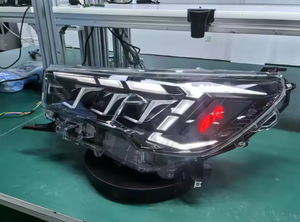 Phares LED modifiés et améliorés <span class=keywords><strong>TK</strong></span> Factory Price pour Toyota Hilux Revo Rocco 21-24 à 3 lentilles - Product Image 3