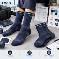 Chaussettes de compression graduée pour mollets, idéales pour le voyage, noires et ivoire, en Spandex et Nylon, avec manchette de soutien graduée et ajustement du bout du pied