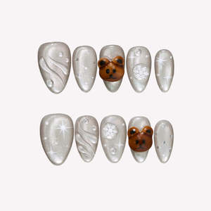 Oferta Especial de Invierno y <span class=keywords><strong>Navidad</strong></span>: <span class=keywords><strong>Uñas</strong></span> Acrílicas de Presión con Diseño 3D de Ojo de Gato Plateado, <span class=keywords><strong>Oso</strong></span>, Copo de Nieve y Estrella, Forma Almendrada, Cortas, 10 Piezas, Venta al por Mayor - Product Image 1