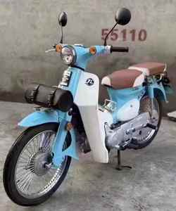 Jialing <span class=keywords><strong>110</strong></span> Nacional IV EFI Monocilíndrico 110cc con Ruedas de Radios, Inspección de Ordenador de a Bordo, Origen Italia, 61-80km/h - Product Image 1