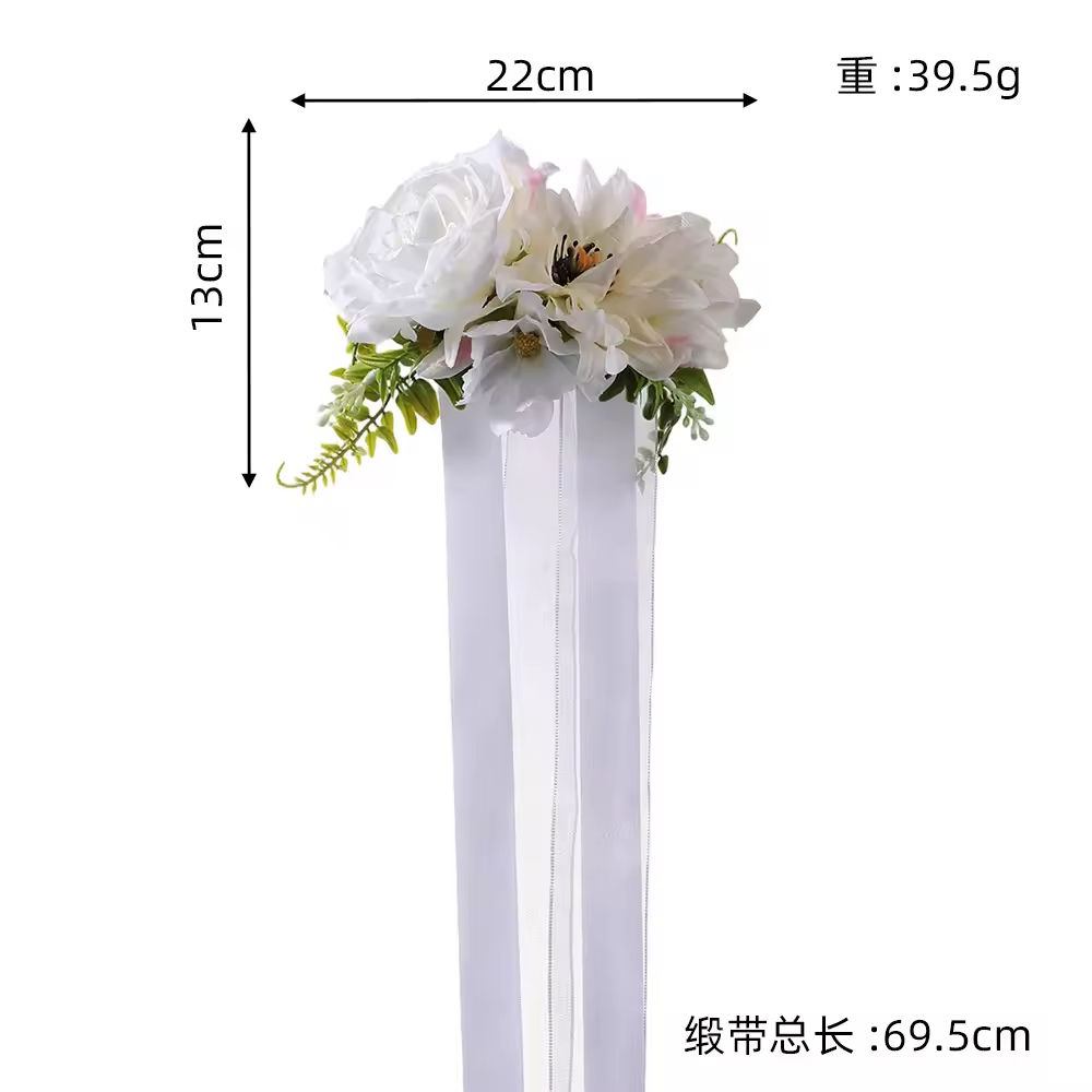 ดอกไม้ข้อมือสีชมพู