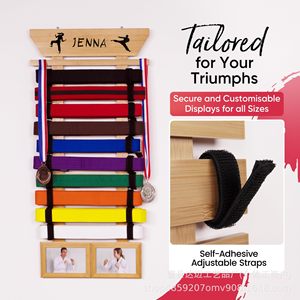 Estante de madera para guardar cinturones de Taekwondo con colgador de medallas y marco de fotos para exhibición de artes marciales - Product Image 4