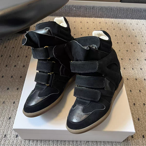 Chaussures de sport décontractées montantes de style européen et américain pour femmes, streetwear d'extérieur, avec rehausseurs de hauteur intégrés, pour l'été et l'eau - Product Image 1