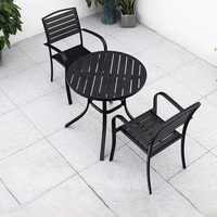 Ensemble table et chaises en WPC pour extérieur, résistant à l'eau et aux intempéries, pour patio, jardin, balcon, cour, avec structure en métal